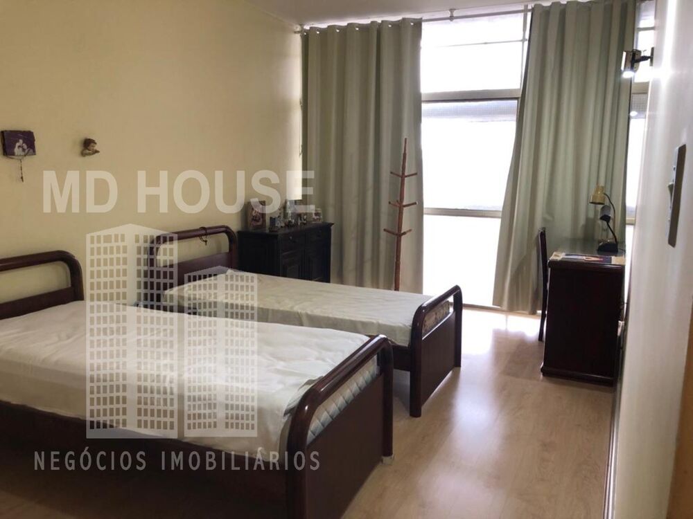 Apartamento, 3 quartos, 140 m² - Foto 1