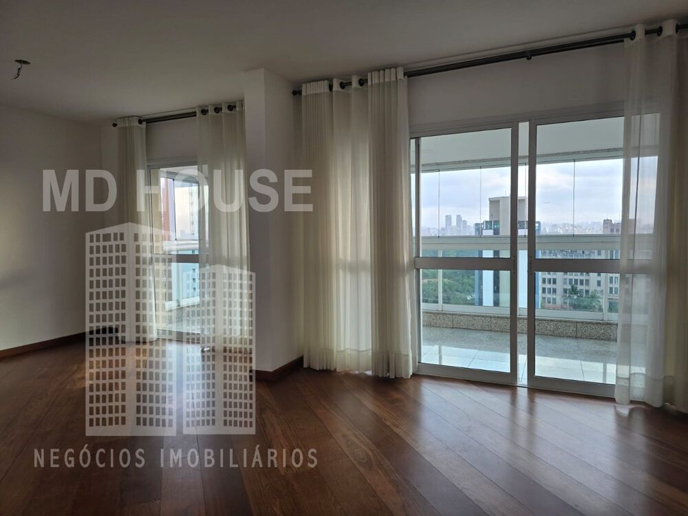 Apartamento, 3 quartos, 180 m² - Foto 1