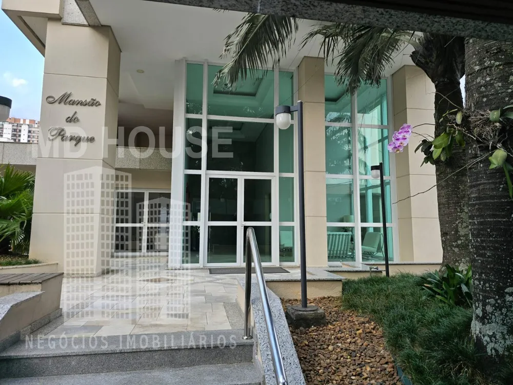 Apartamento, 3 quartos, 180 m² - Foto 1