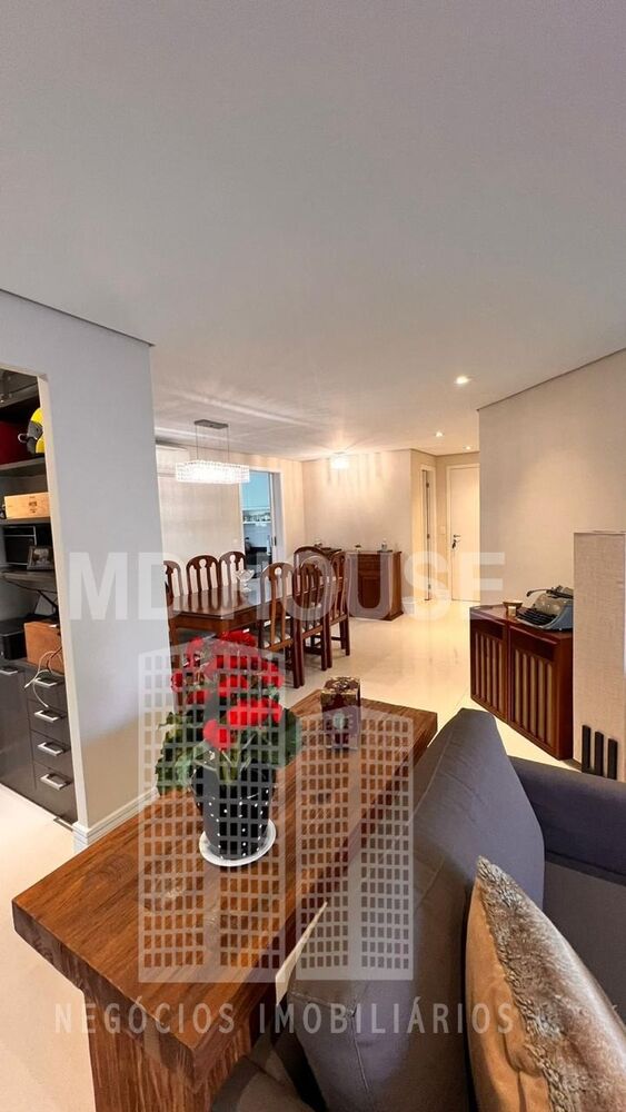 Apartamento, 3 quartos, 151 m² - Foto 1