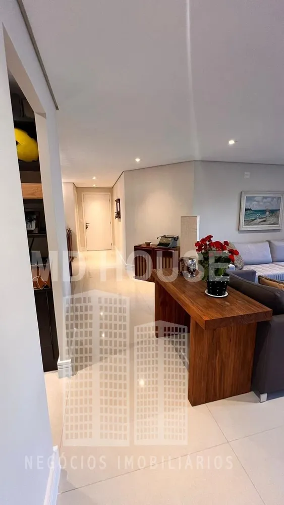 Apartamento, 3 quartos, 151 m² - Foto 2