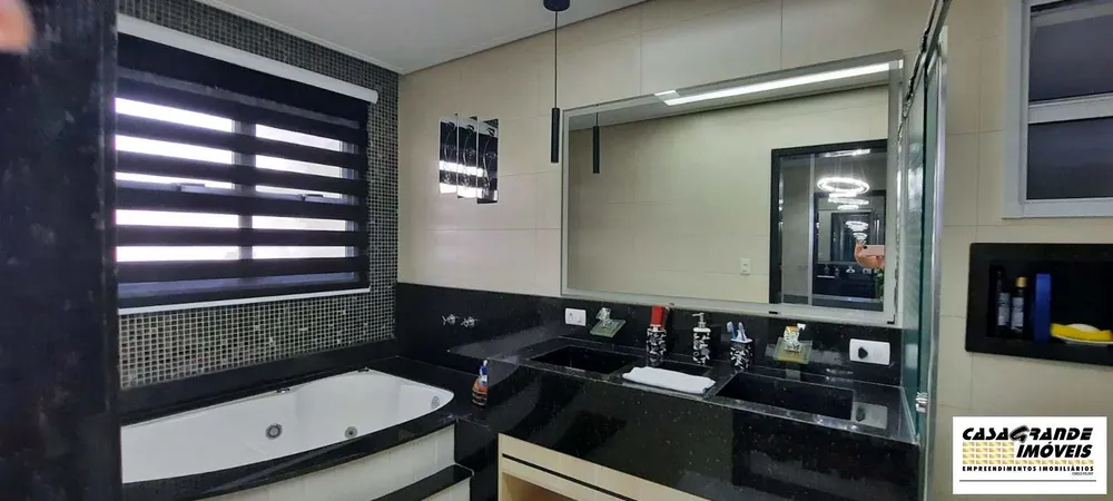 Apartamento, 3 quartos, 326 m² - Foto 1