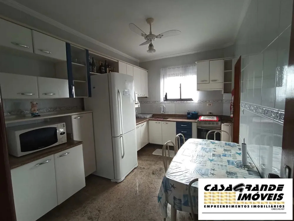 Apartamento, 3 quartos, 200 m² - Foto 5