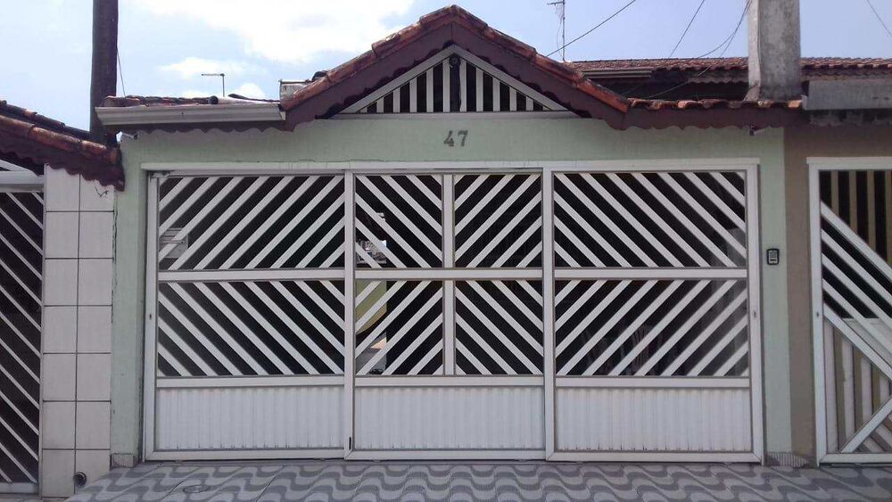 Casa, 4 quartos, 150 m² - Foto 1