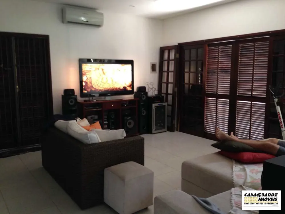 Casa, 3 quartos, 230 m² - Foto 10