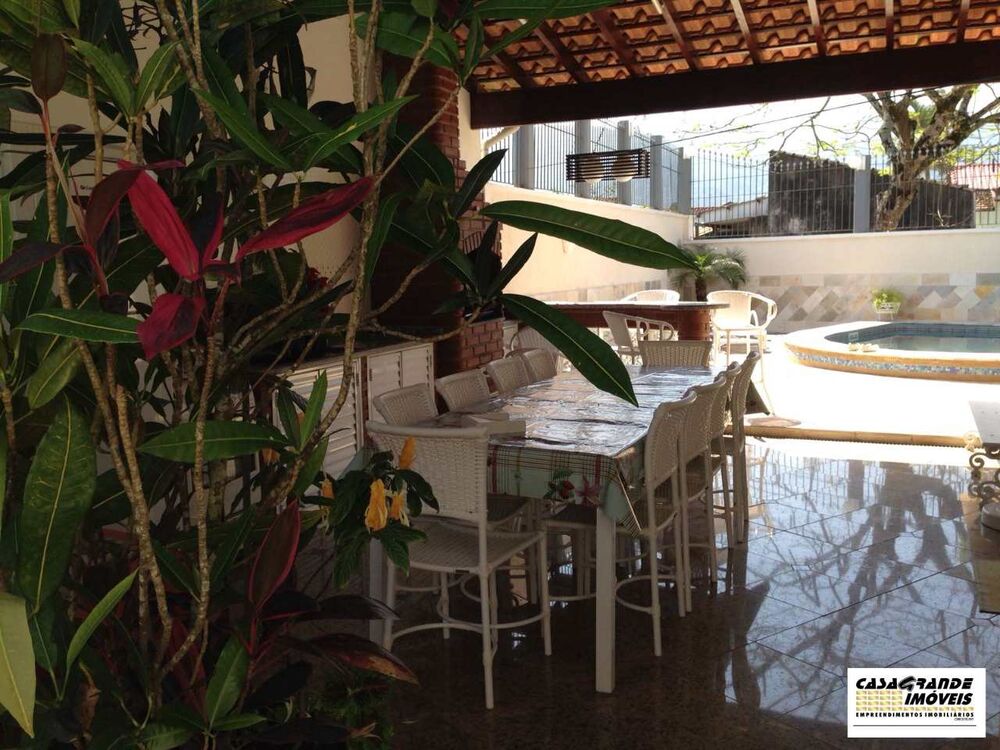 Casa, 3 quartos, 230 m² - Foto 8