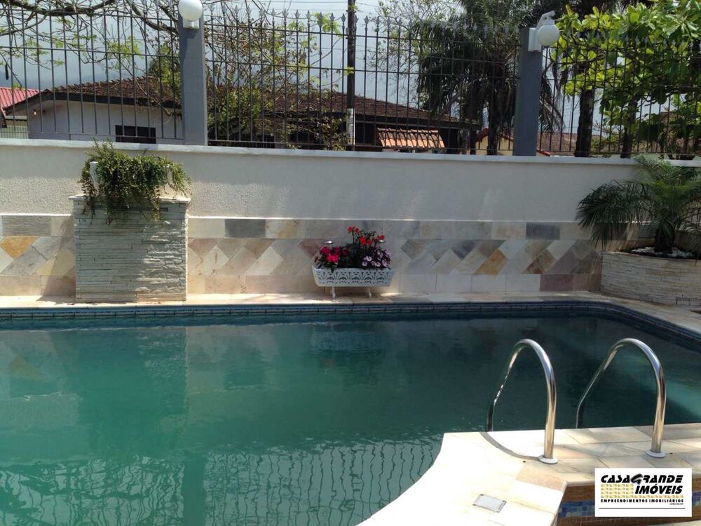 Casa, 3 quartos, 230 m² - Foto 2