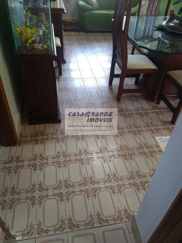 Casa, 3 quartos, 180 m² - Foto 1