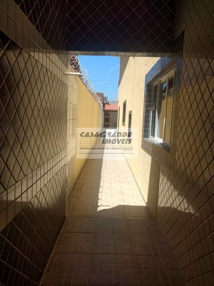 Casa, 3 quartos, 196 m² - Foto 1