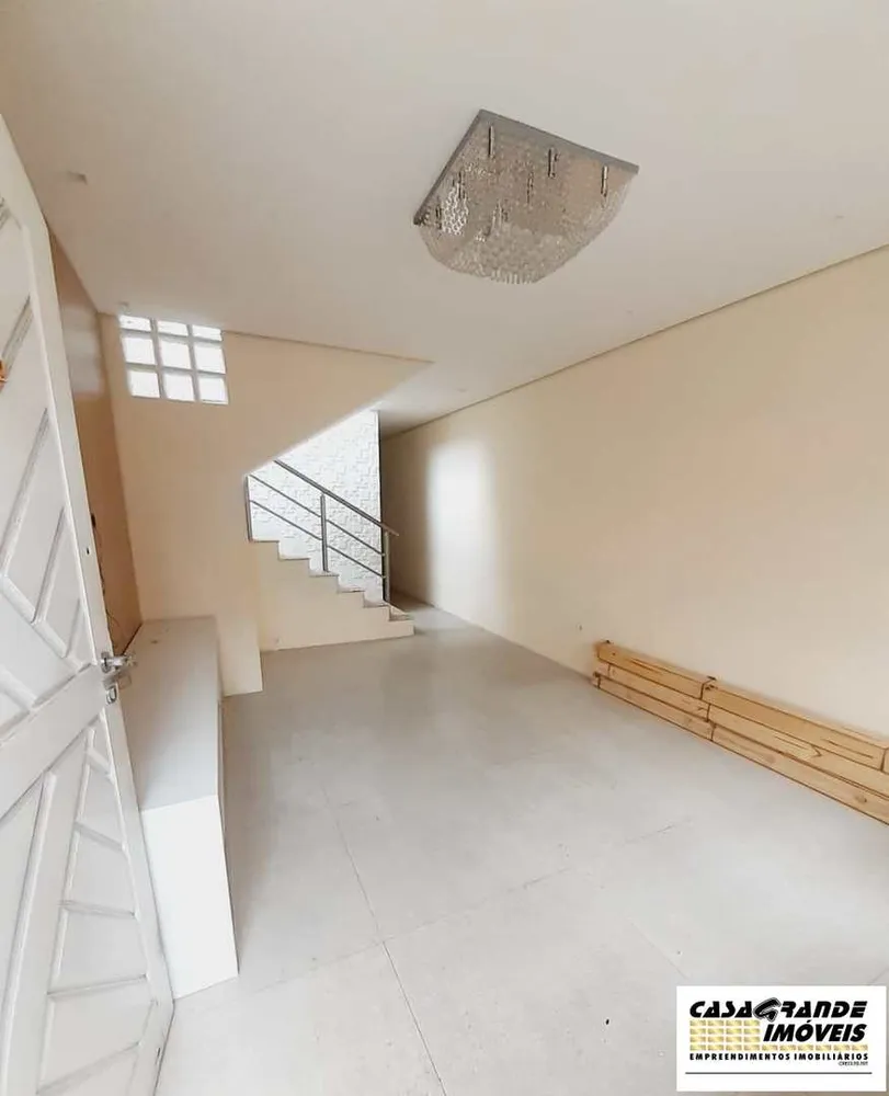 Casa, 3 quartos, 220 m² - Foto 4