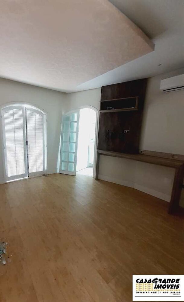 Casa, 3 quartos, 220 m² - Foto 15