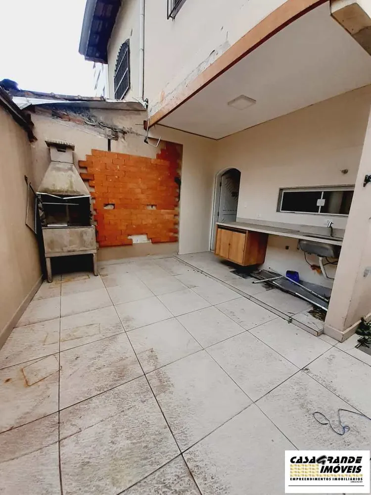 Casa, 3 quartos, 220 m² - Foto 9