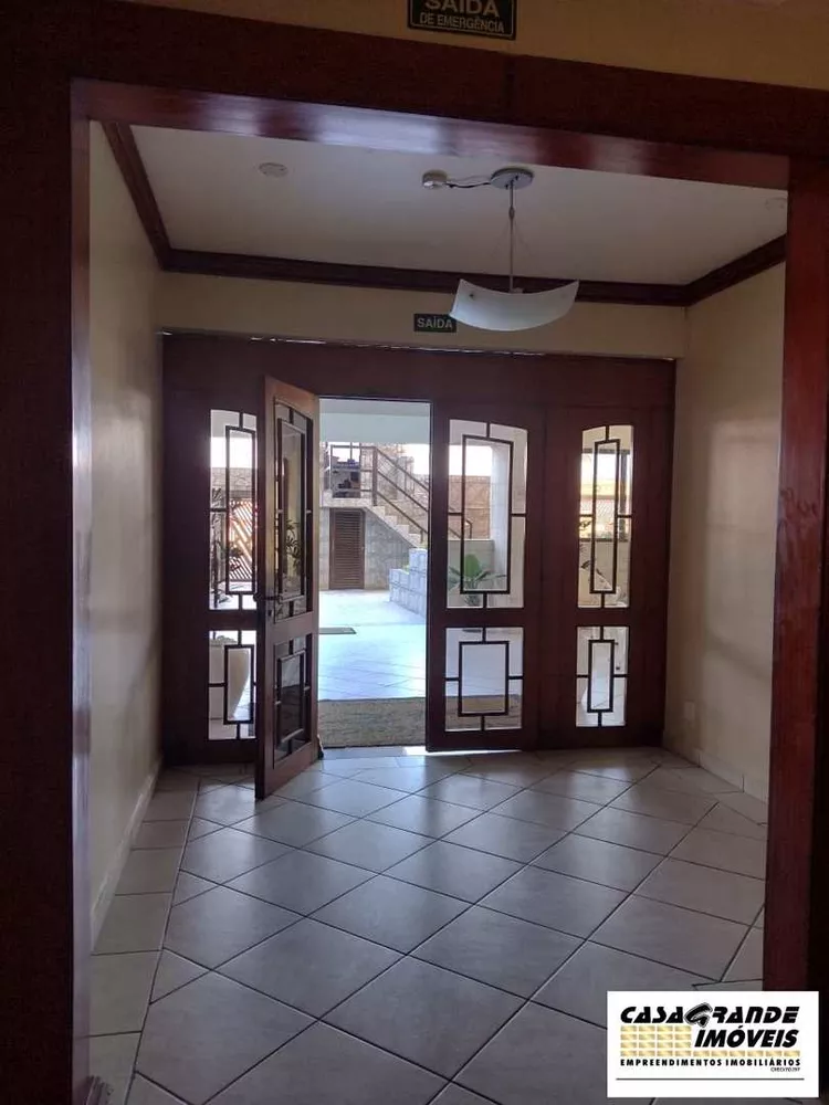 Apartamento, 3 quartos, 150 m² - Foto 2