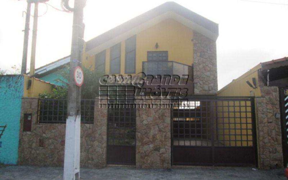 Casa, 3 quartos, 250 m² - Foto 1