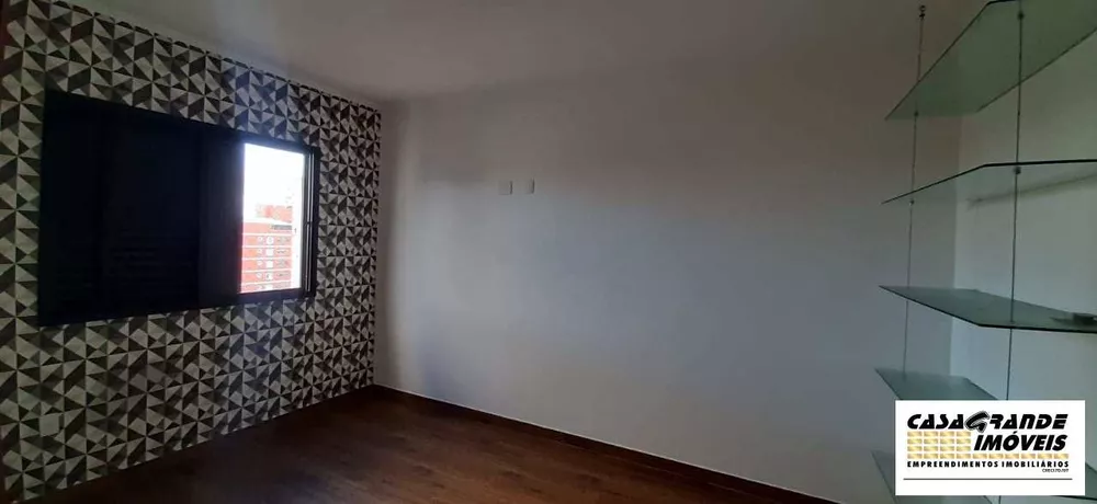 Apartamento à venda com 3 quartos, 159m² - Foto 8