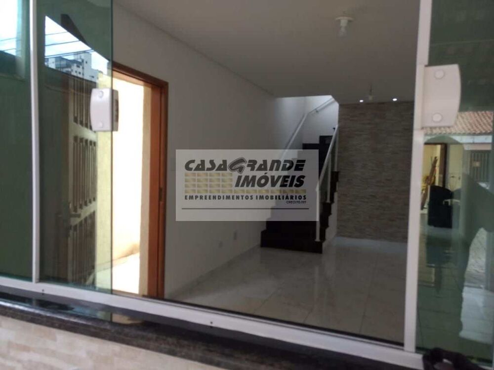 Casa, 3 quartos, 130 m² - Foto 2
