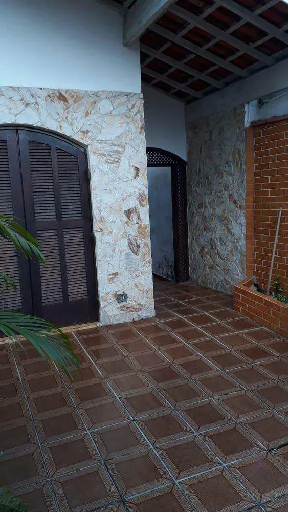 Casa, 3 quartos, 182 m² - Foto 1