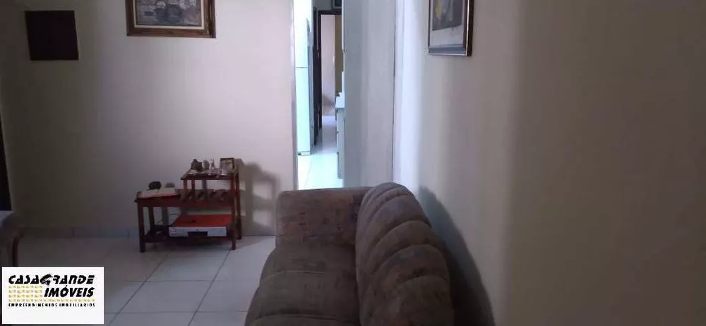 Casa à venda com 2 quartos, 150m² - Foto 6