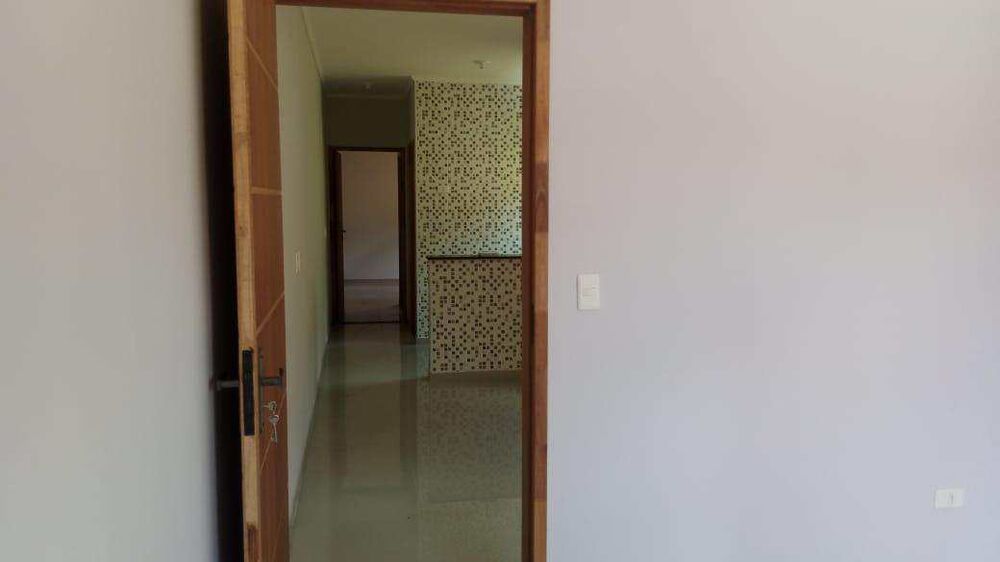 Casa à venda com 2 quartos, 70m² - Foto 6