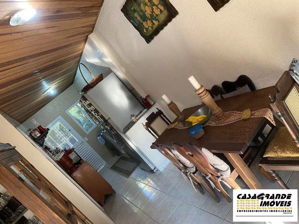 Casa à venda com 3 quartos, 125m² - Foto 8