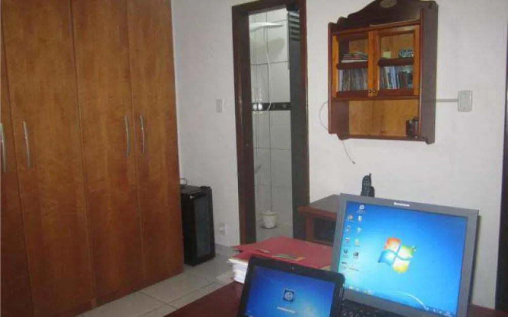 Casa, 6 quartos, 300 m² - Foto 9