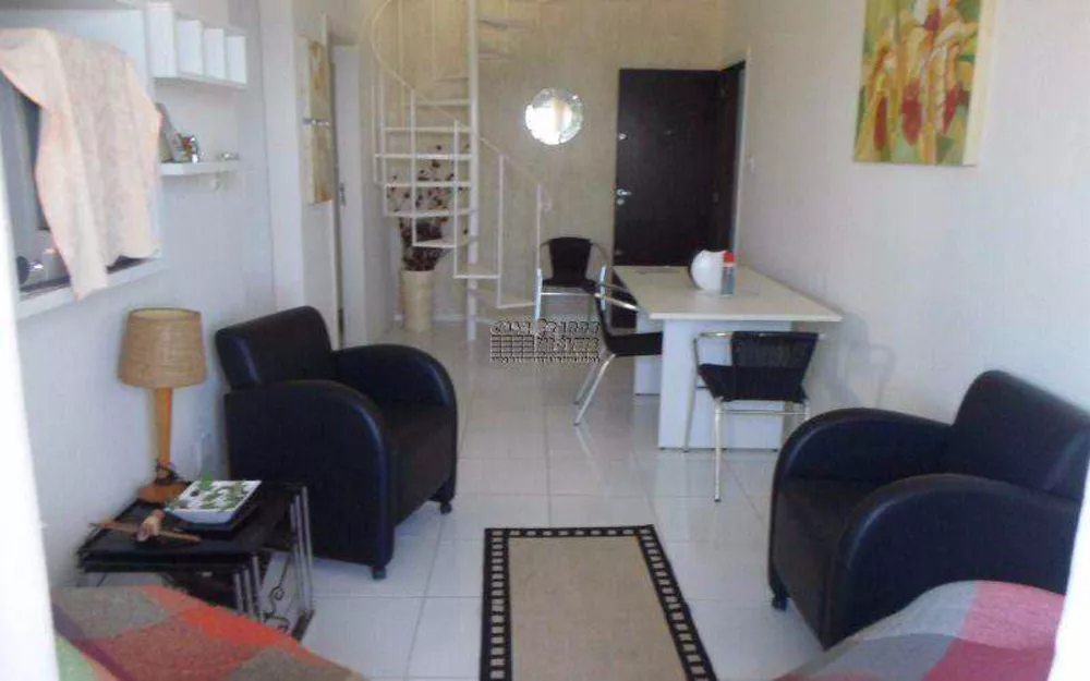 Cobertura à venda com 1 quarto, 119m² - Foto 1