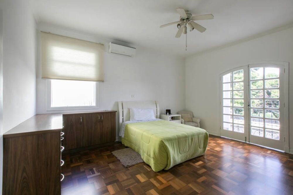 Casa, 4 quartos, 390 m² - Foto 1