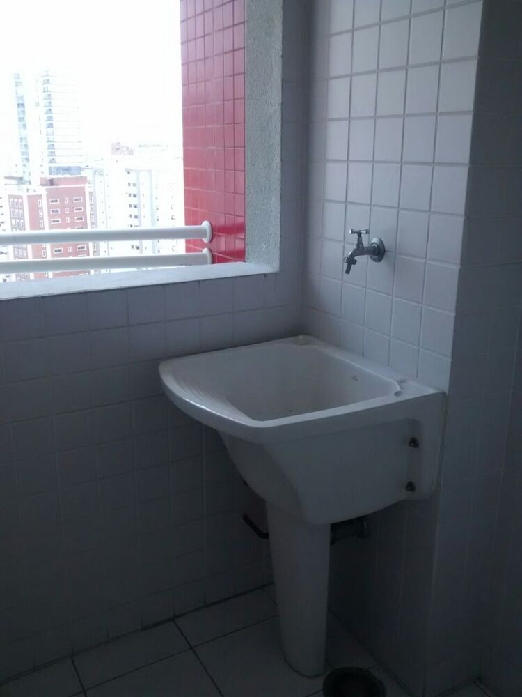 Apartamento para alugar com 1 quarto, 37m² - Foto 10