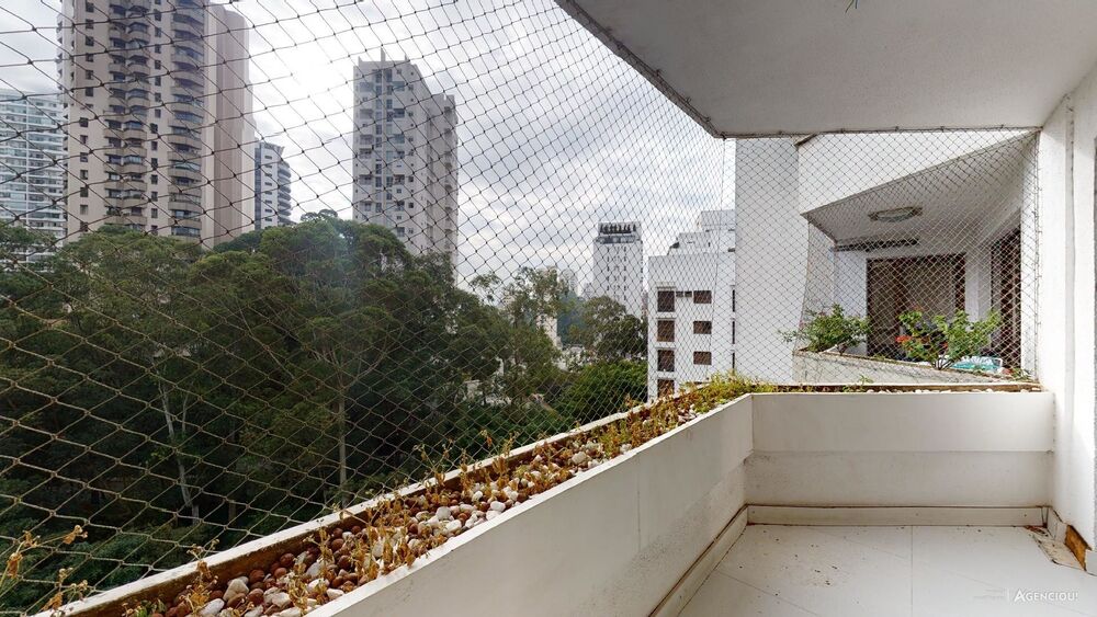 Apartamento, 4 quartos, 206 m² - Foto 1