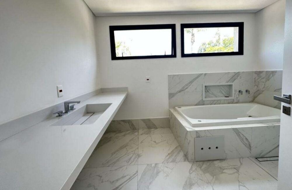 Casa, 4 quartos, 828 m² - Foto 4
