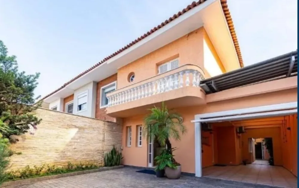Casa, 4 quartos, 220 m² - Foto 1