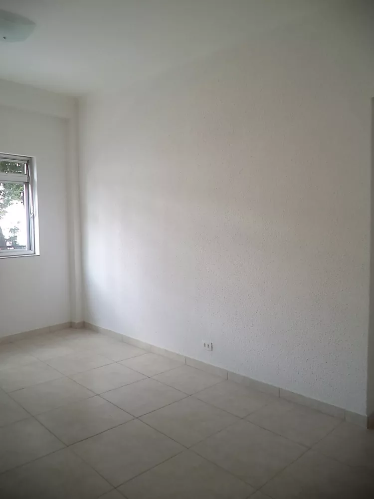 Apartamento para alugar com 2 quartos, 83m² - Foto 4