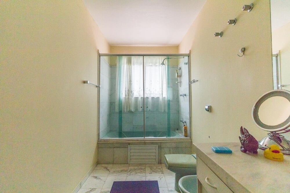 Casa Comercial à venda com 5 quartos, 452m² - Foto 9