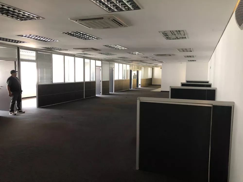 Prédio Inteiro para alugar, 1530m² - Foto 2