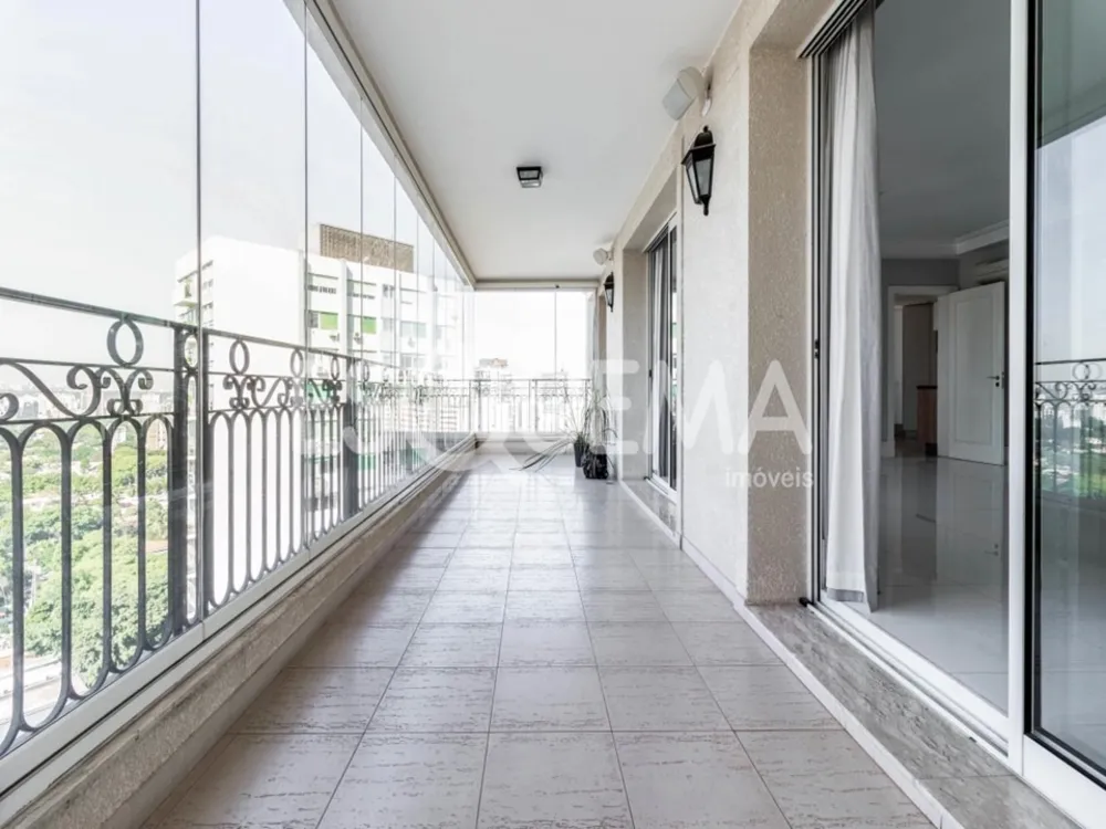 Apartamento, 3 quartos, 350 m² - Foto 1