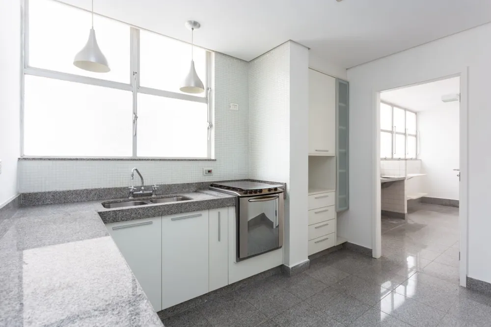 Apartamento, 3 quartos, 210 m² - Foto 2
