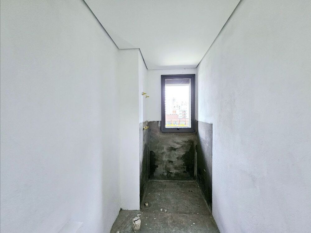 Apartamento à venda com 3 quartos, 227m² - Foto 8