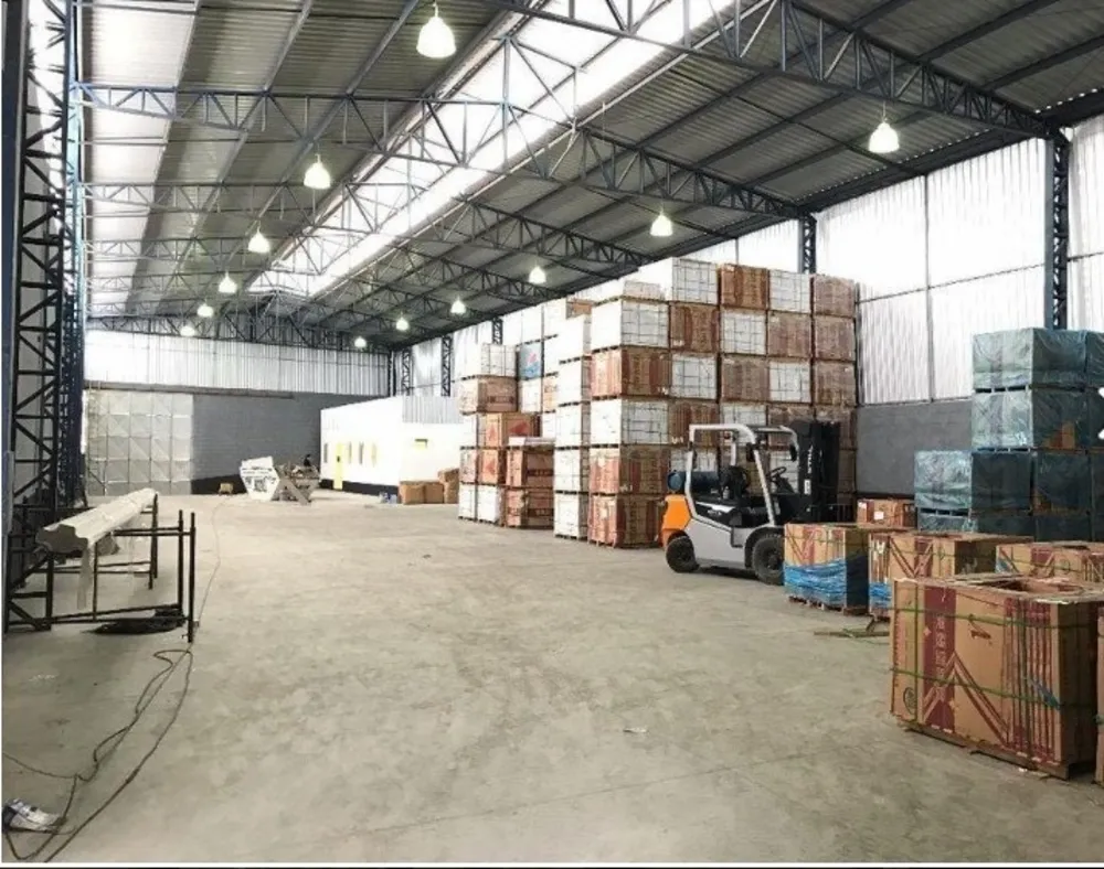 Depósito-Galpão, 1700 m² - Foto 1