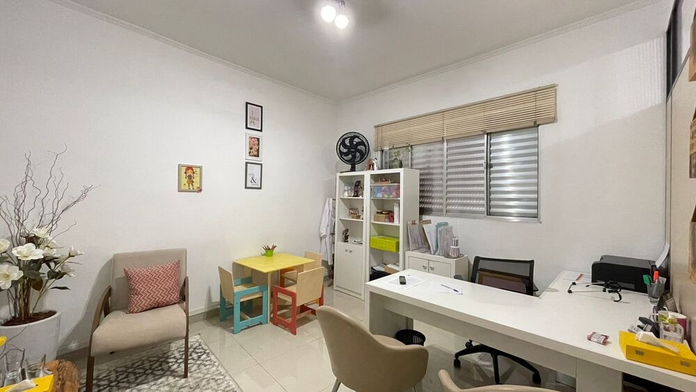 Casa, 3 quartos, 687 m² - Foto 1