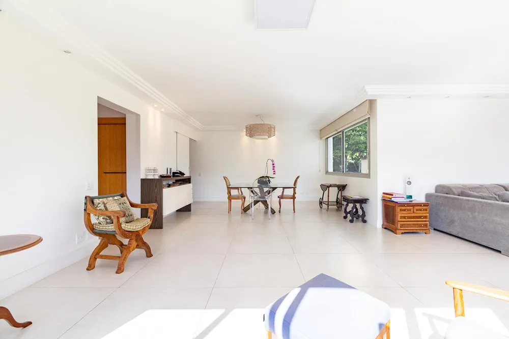 Casa, 4 quartos, 257 m² - Foto 1
