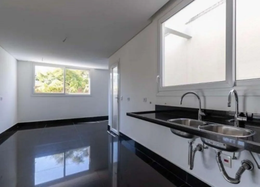 Casa, 4 quartos, 786 m² - Foto 1