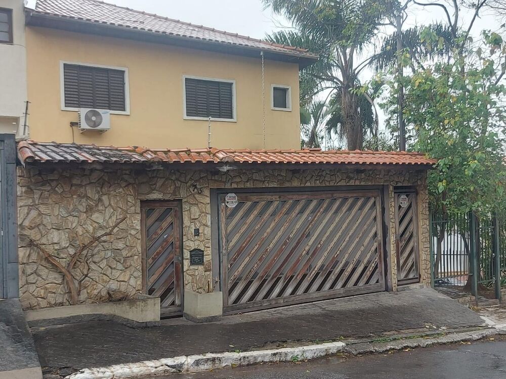 Casa à venda com 3 quartos, 85m² - Foto 1