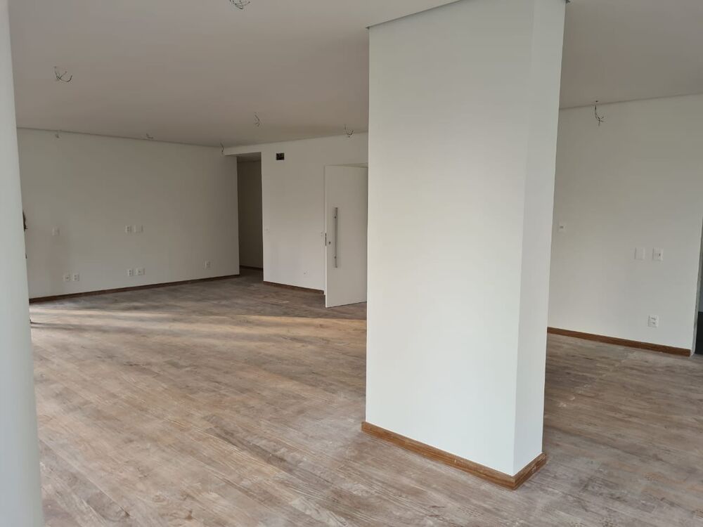 Apartamento, 3 quartos, 205 m² - Foto 2