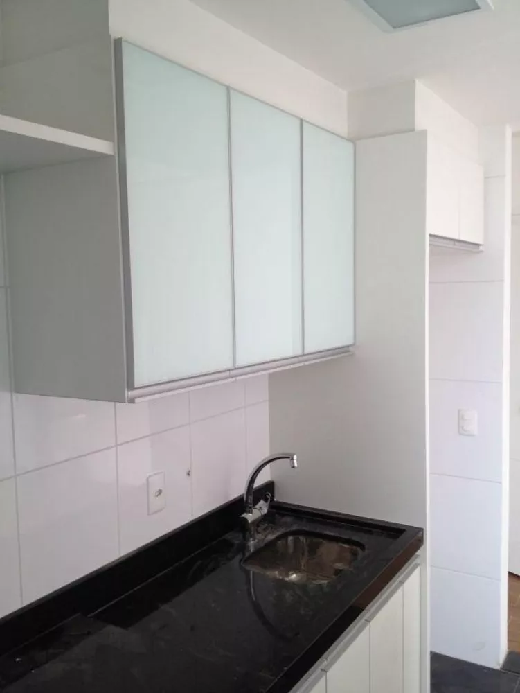 Apartamento para alugar com 2 quartos, 70m² - Foto 3