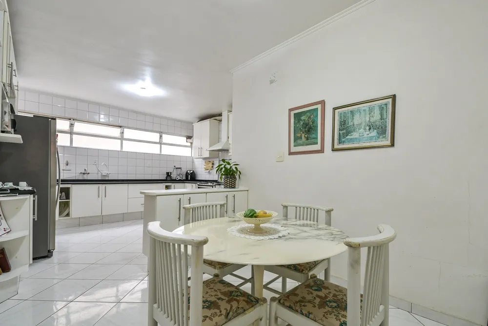 Apartamento, 3 quartos, 220 m² - Foto 13