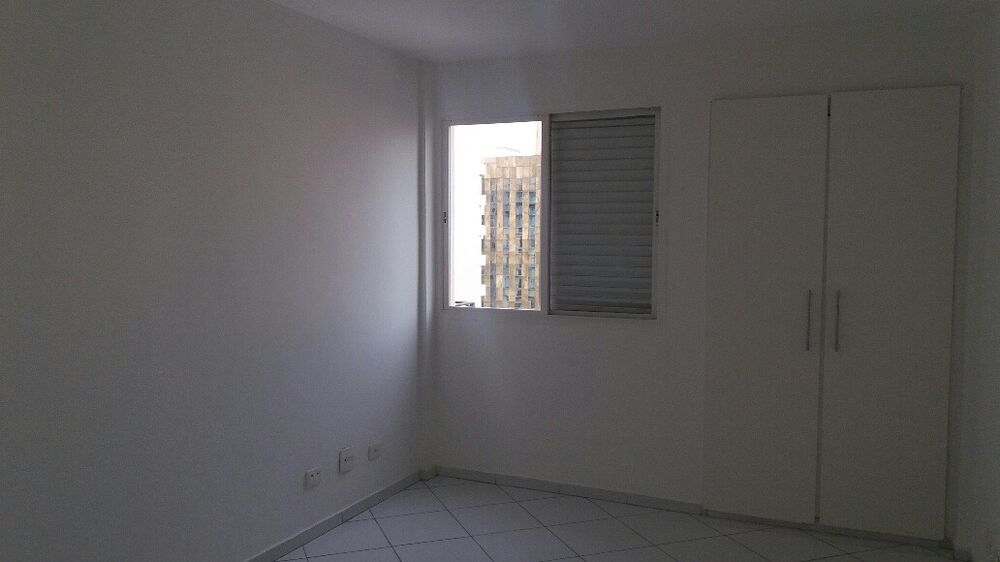 Apartamento para alugar com 2 quartos, 90m² - Foto 7