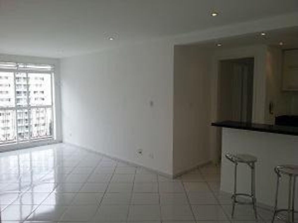 Apartamento para alugar com 2 quartos, 90m² - Foto 4