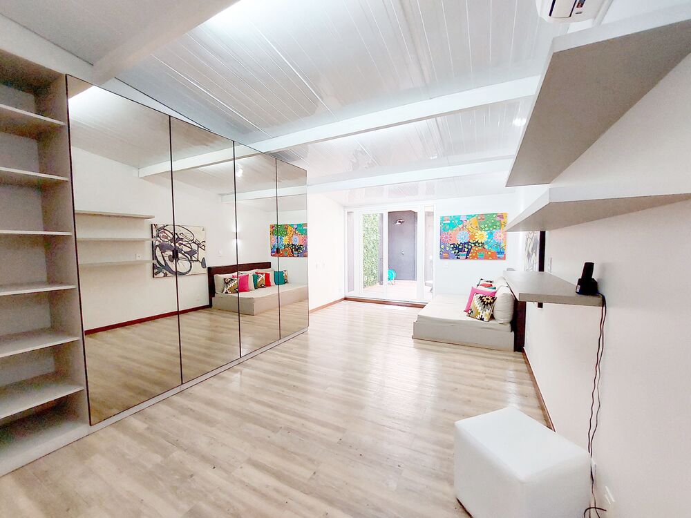 Casa para alugar com 3 quartos, 650m² - Foto 2