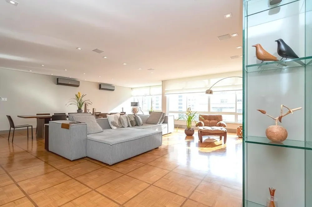 Apartamento, 3 quartos, 220 m² - Foto 2