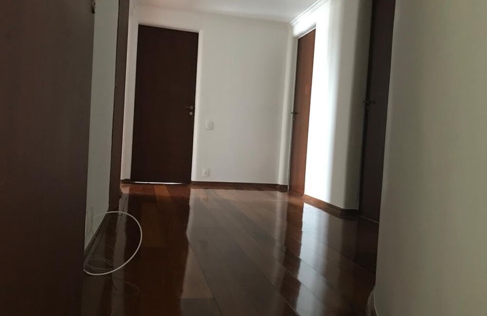 Apartamento para alugar com 5 quartos, 240m² - Foto 7